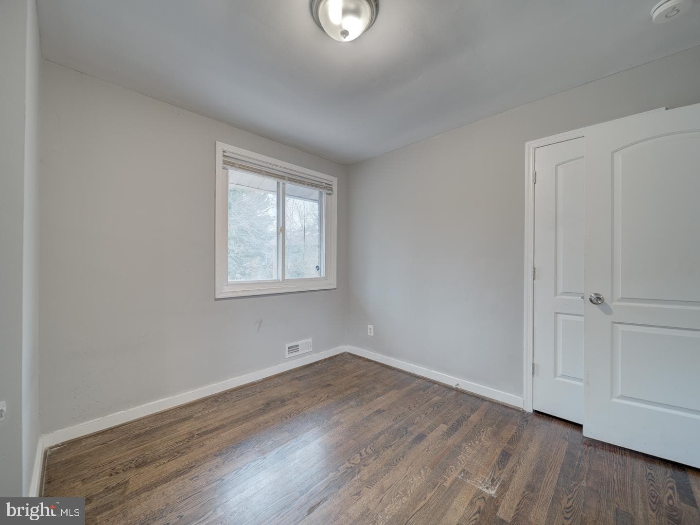 709 Marcy Avenue photo 16