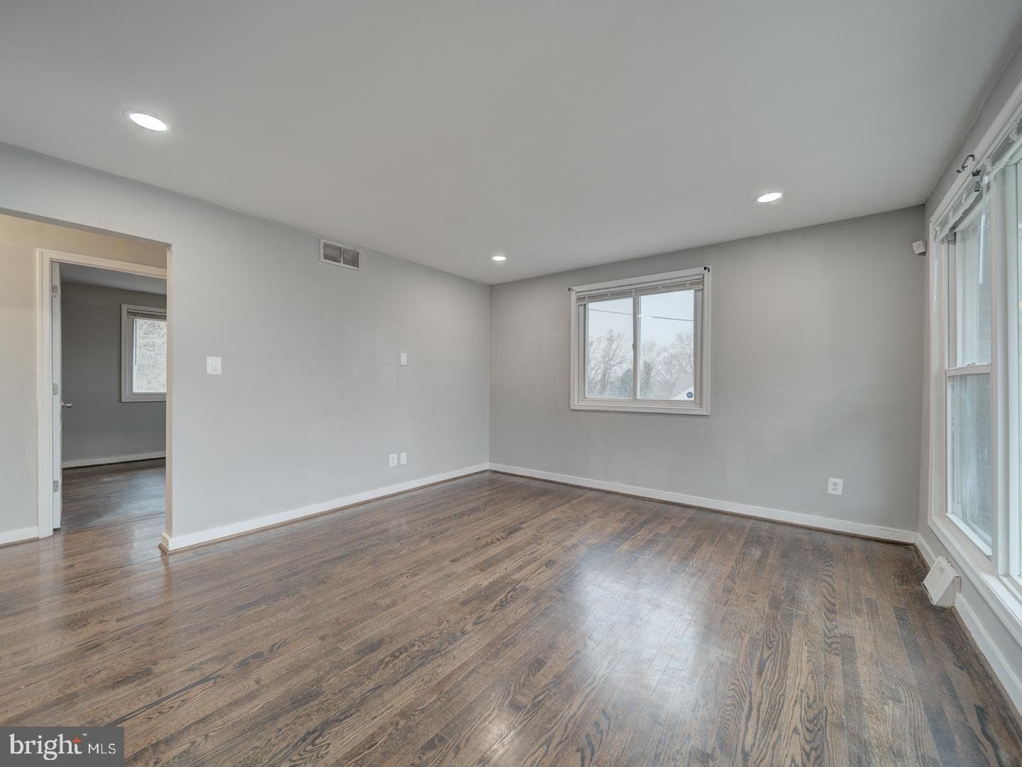 709 Marcy Avenue photo 6