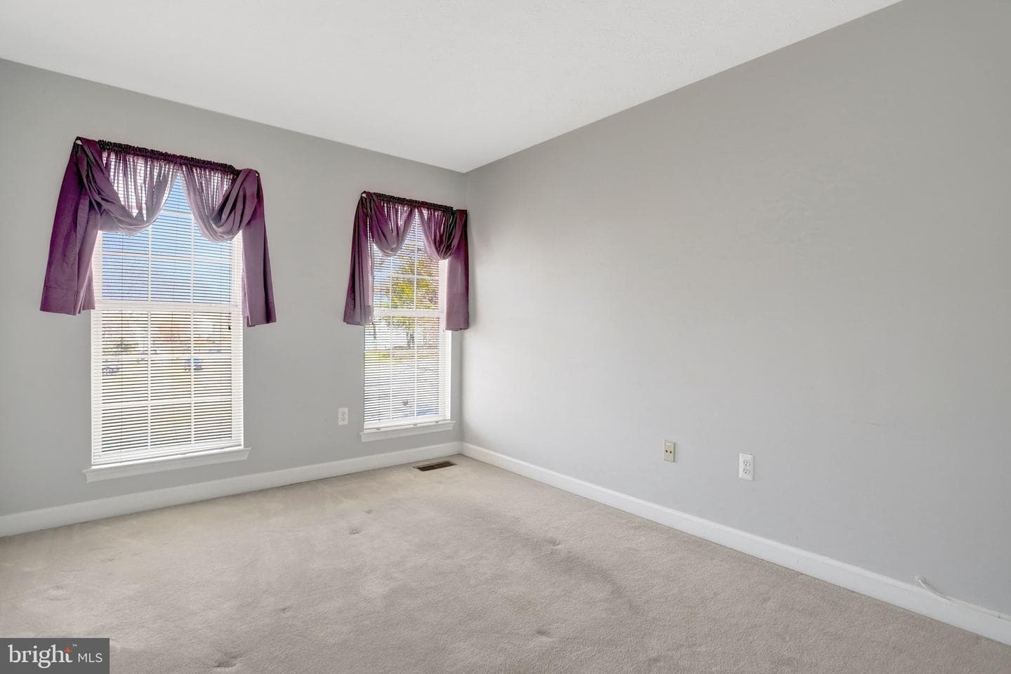 1407 Aragona Boulevard photo 56