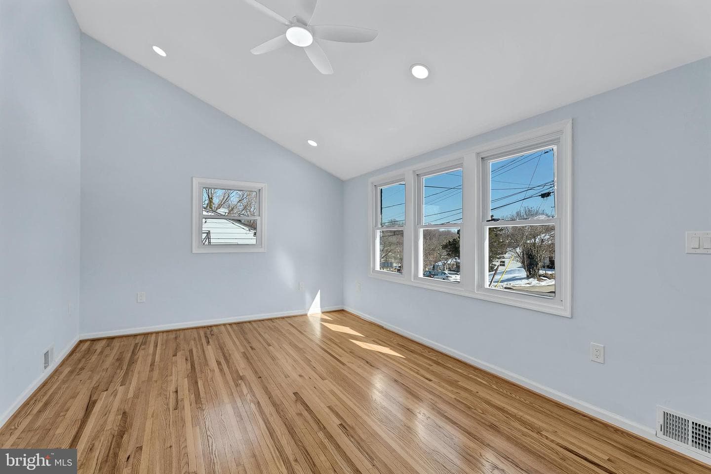 504 Sandy Place photo 8