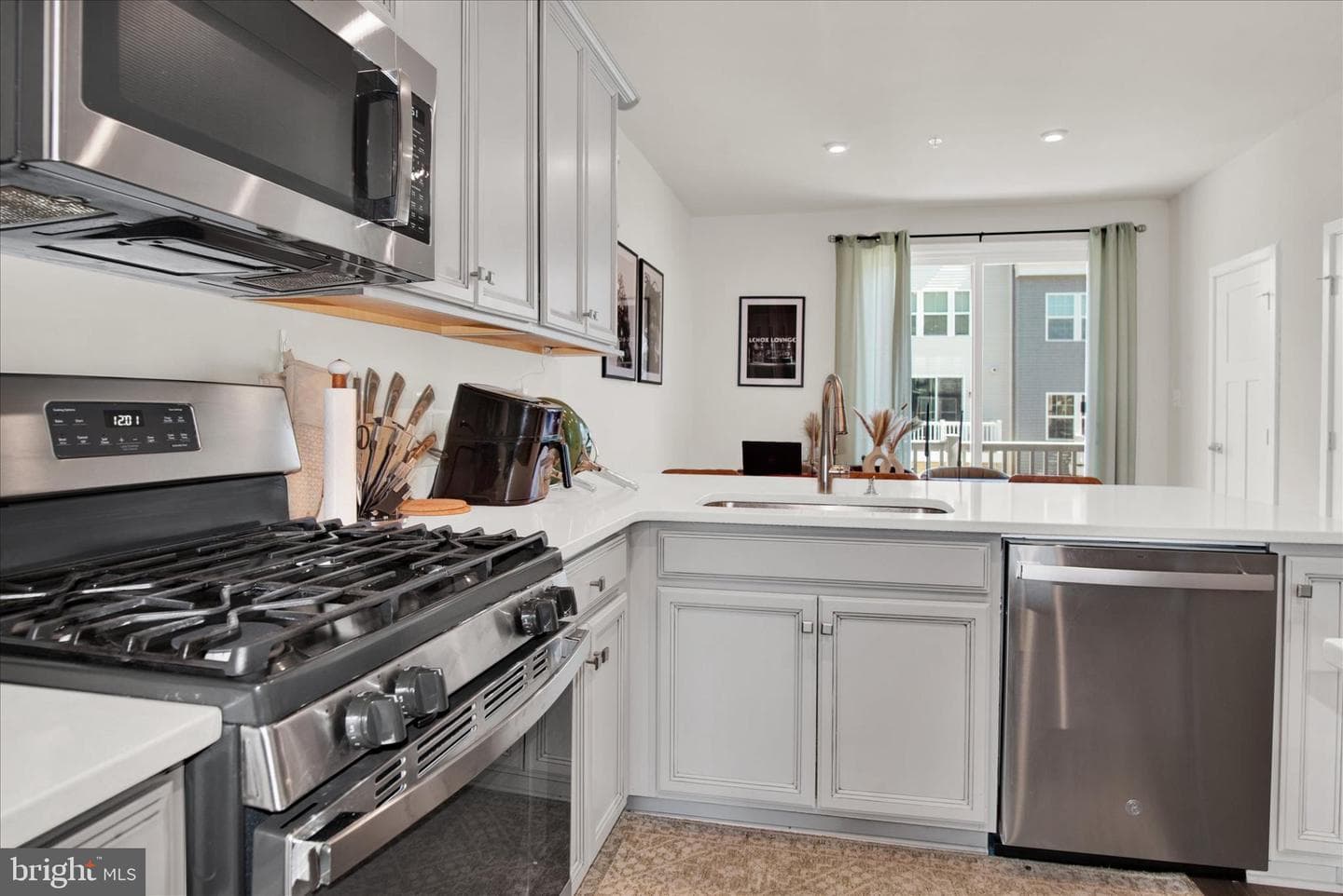 253 Garrett A Morgan Boulevard photo 10