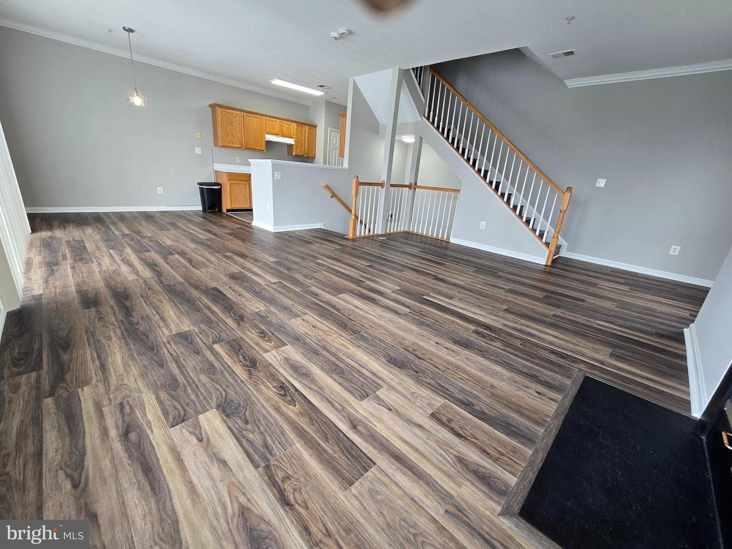 14226 Hampshire Hall Court #402 photo 6