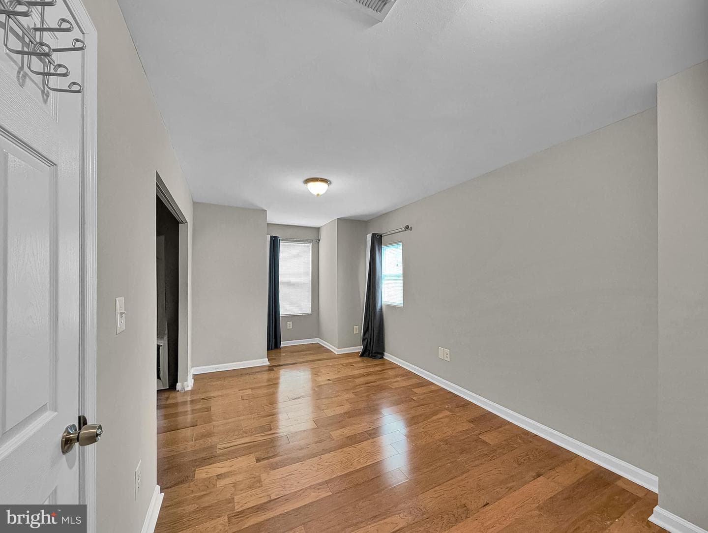 3108 Walters Lane photo 17
