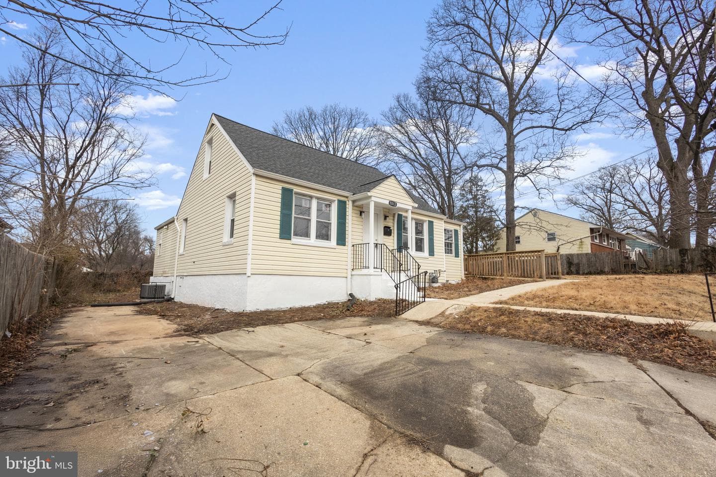 7012 Flagstaff Street photo 5