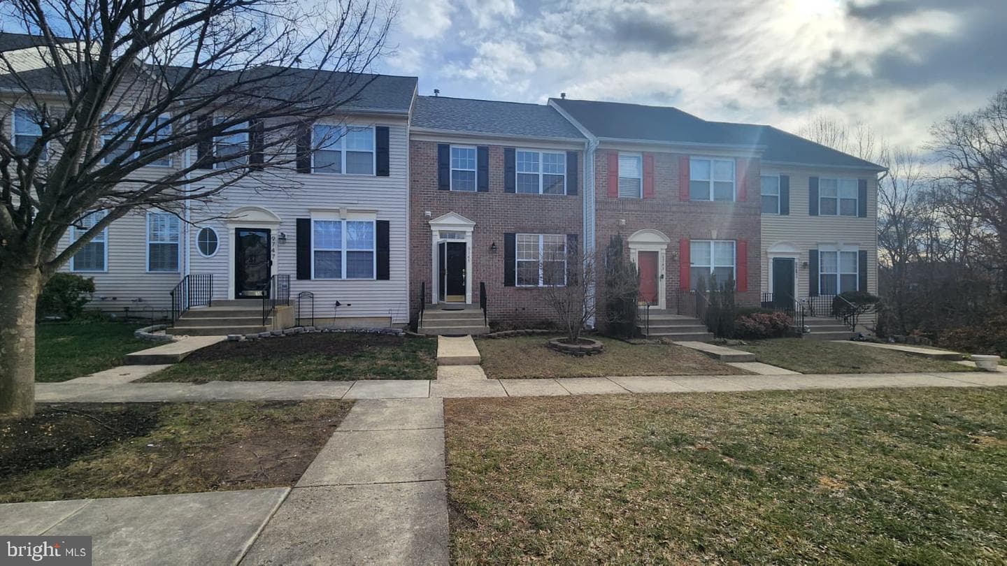 9745 Quiet Brook Lane photo 3