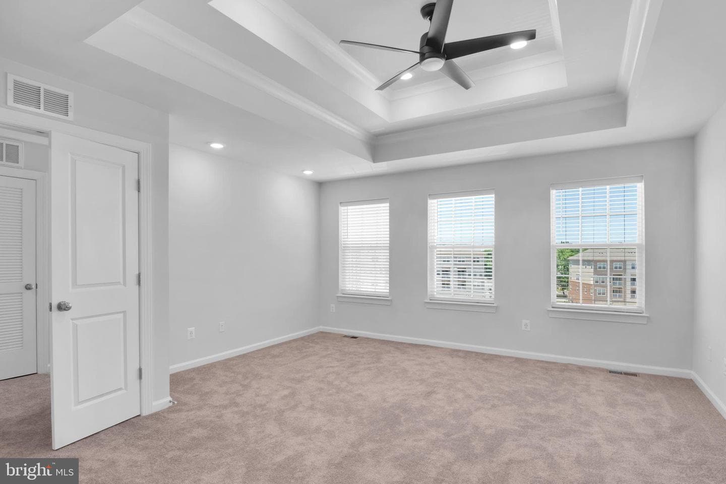 9712 Vang Drive photo 20