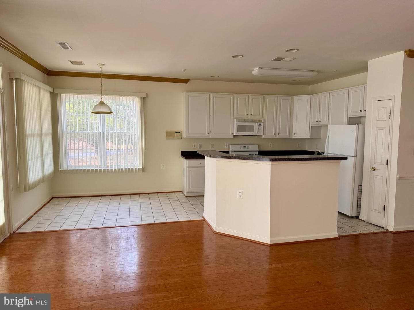 308 Dunnville Place photo 17