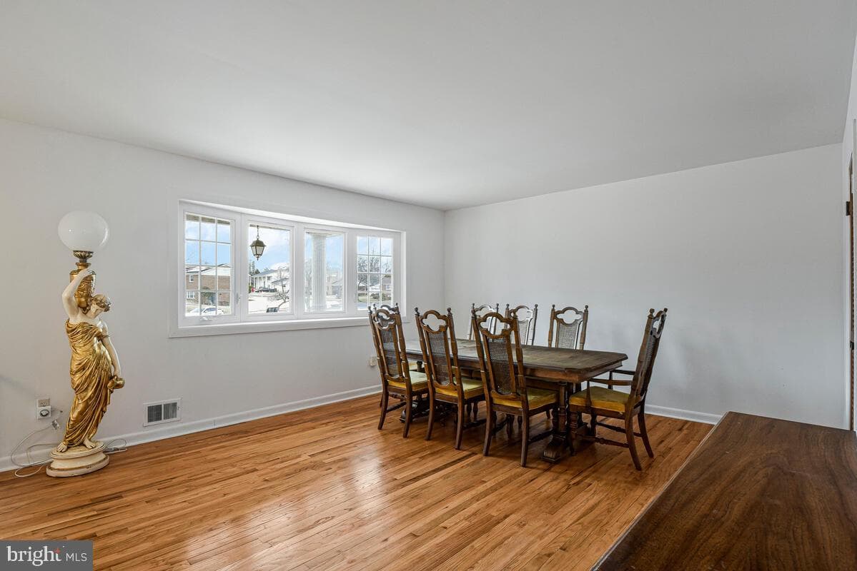 9804 Pamir Court photo 13