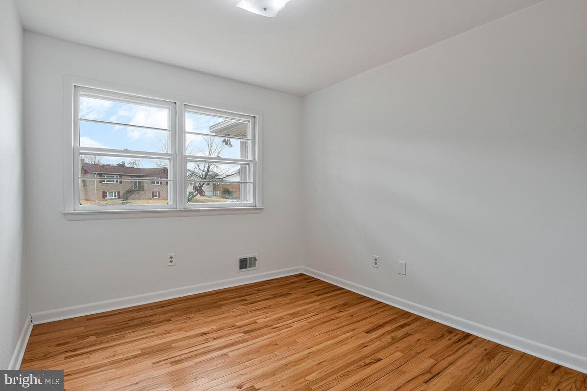 9804 Pamir Court photo 8