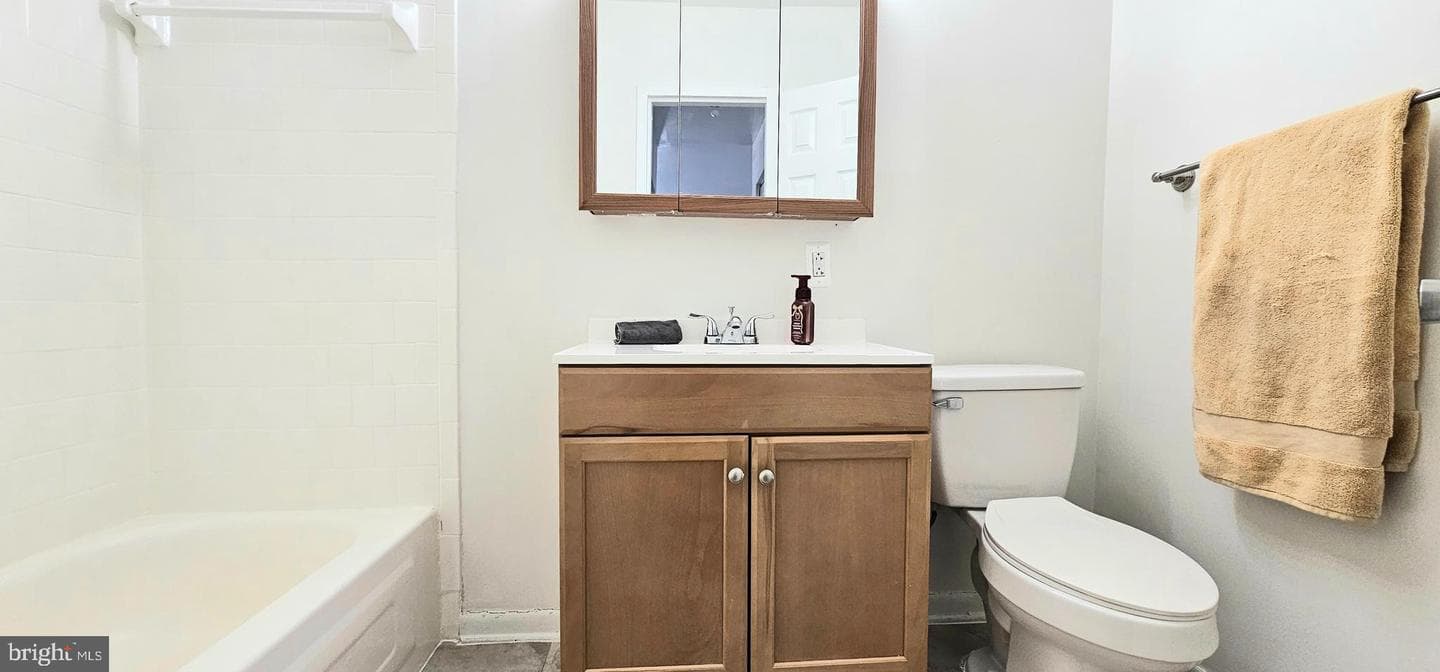 10100 Campus Way S #304-4a photo 9