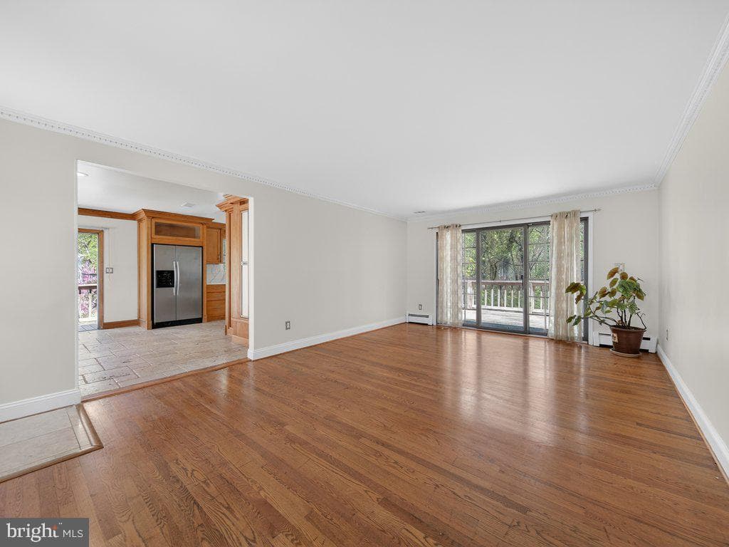 13610 Woodedge Drive photo 8
