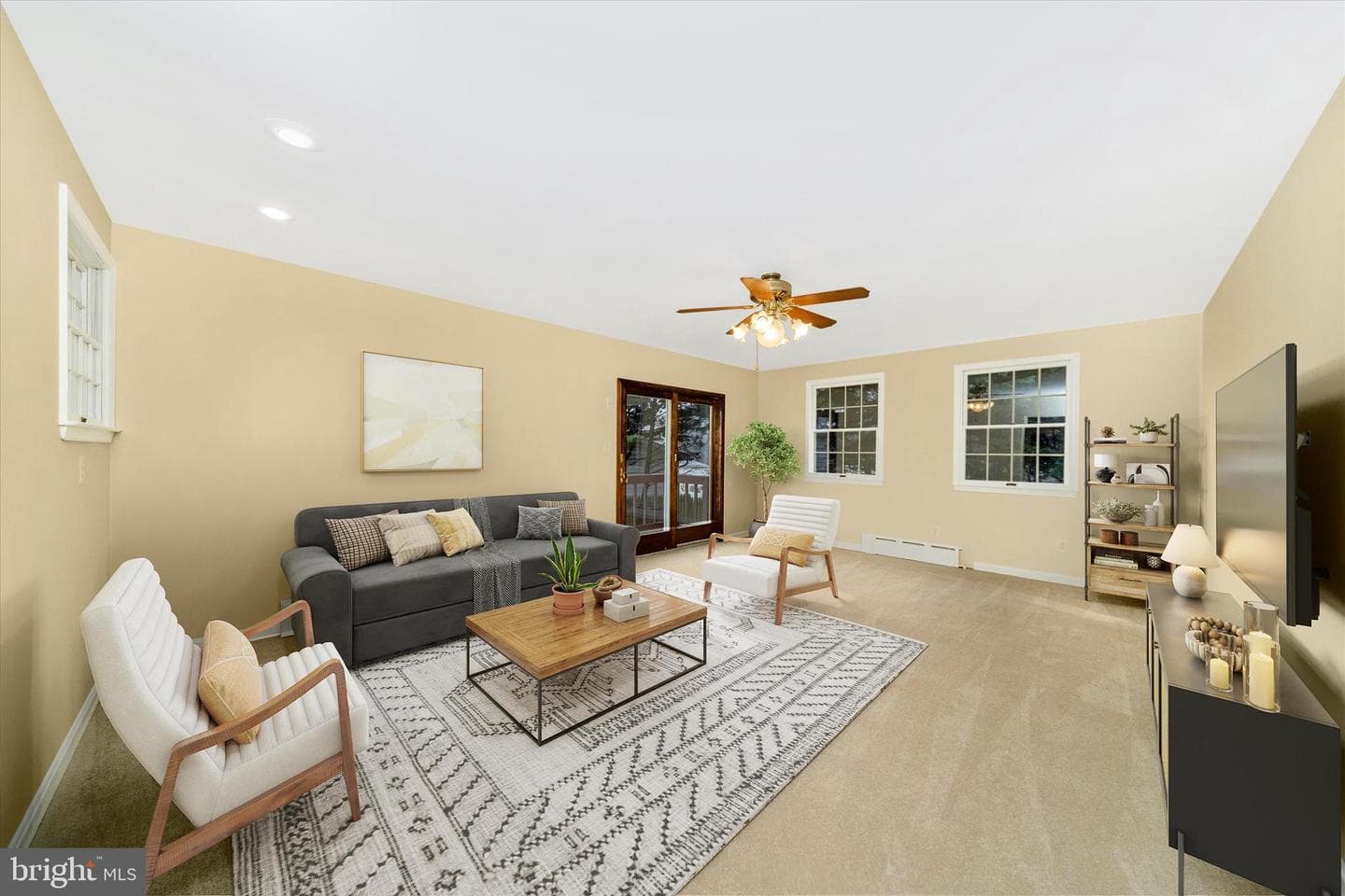 4615 Greenwood Road photo 13