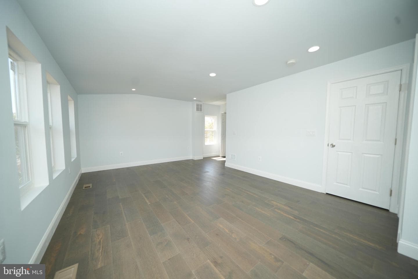 6122 54th Avenue photo 17