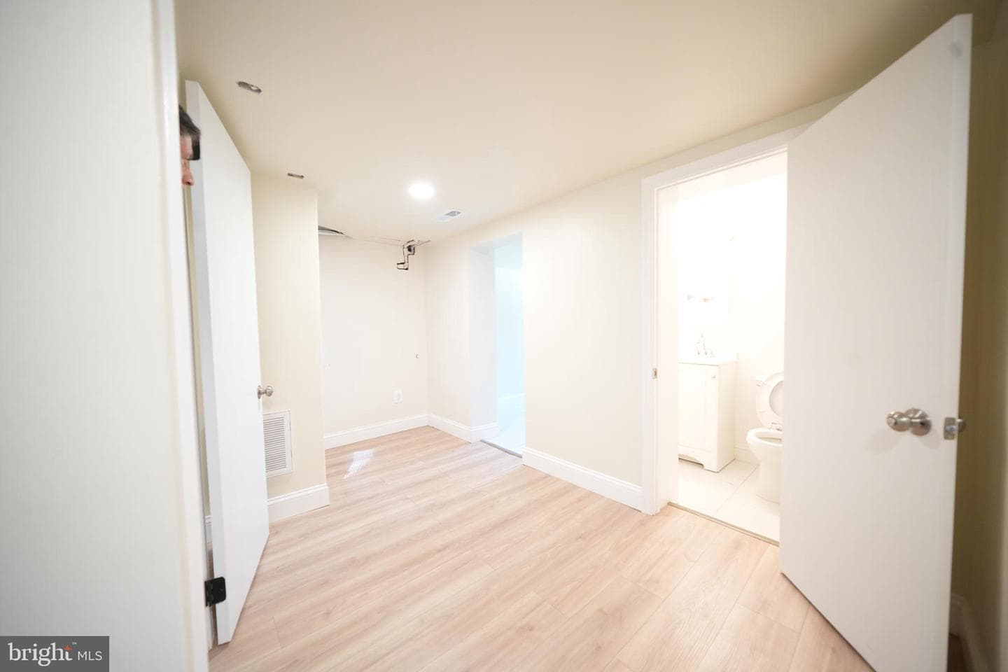6122 54th Avenue photo 24