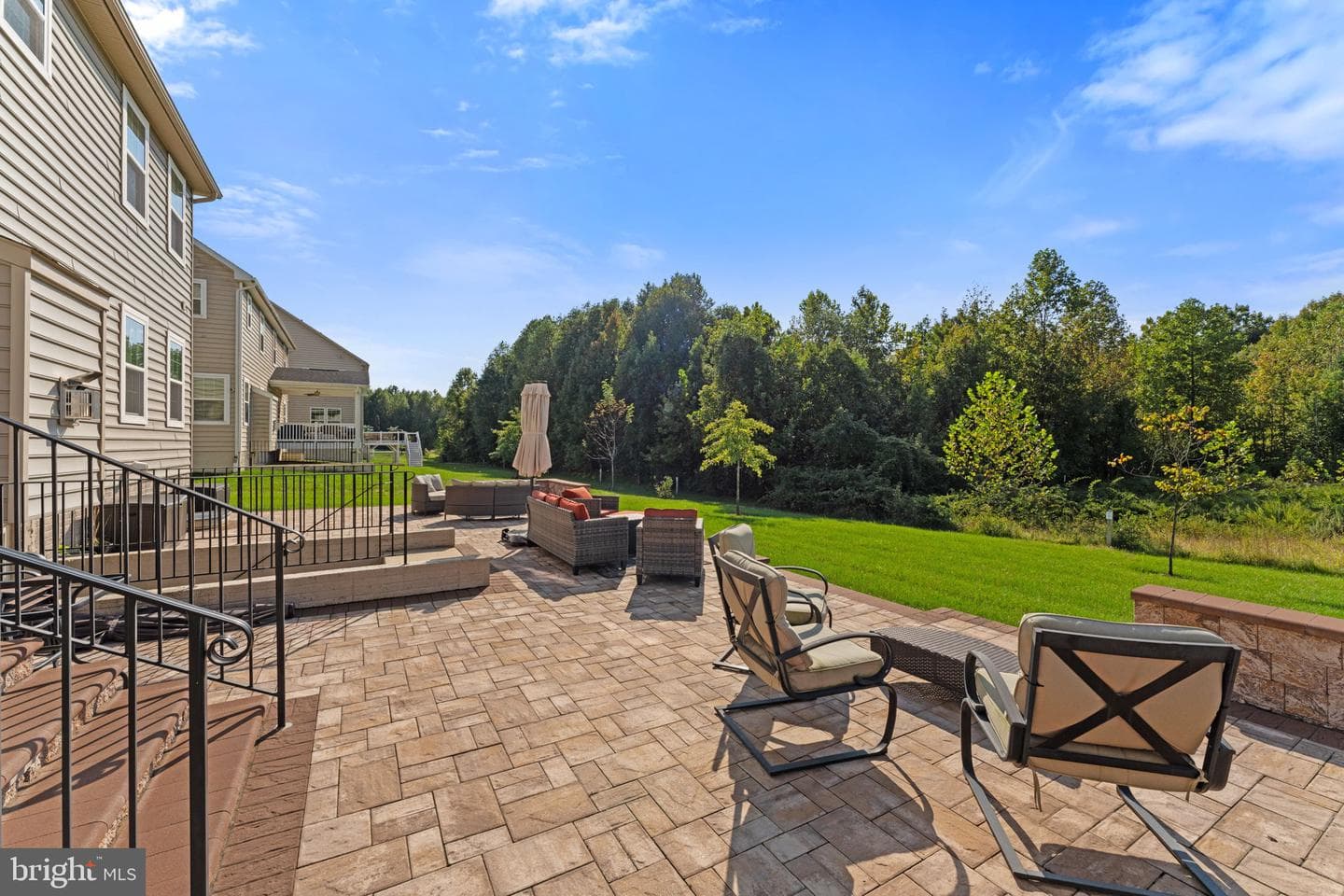 607 Rexford Way photo 49