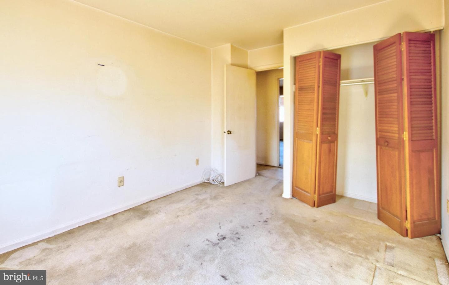 7856 Lakecrest Drive photo 11