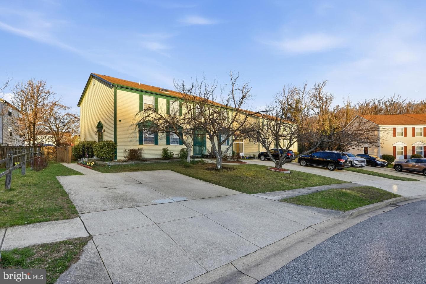 2923 North Grove