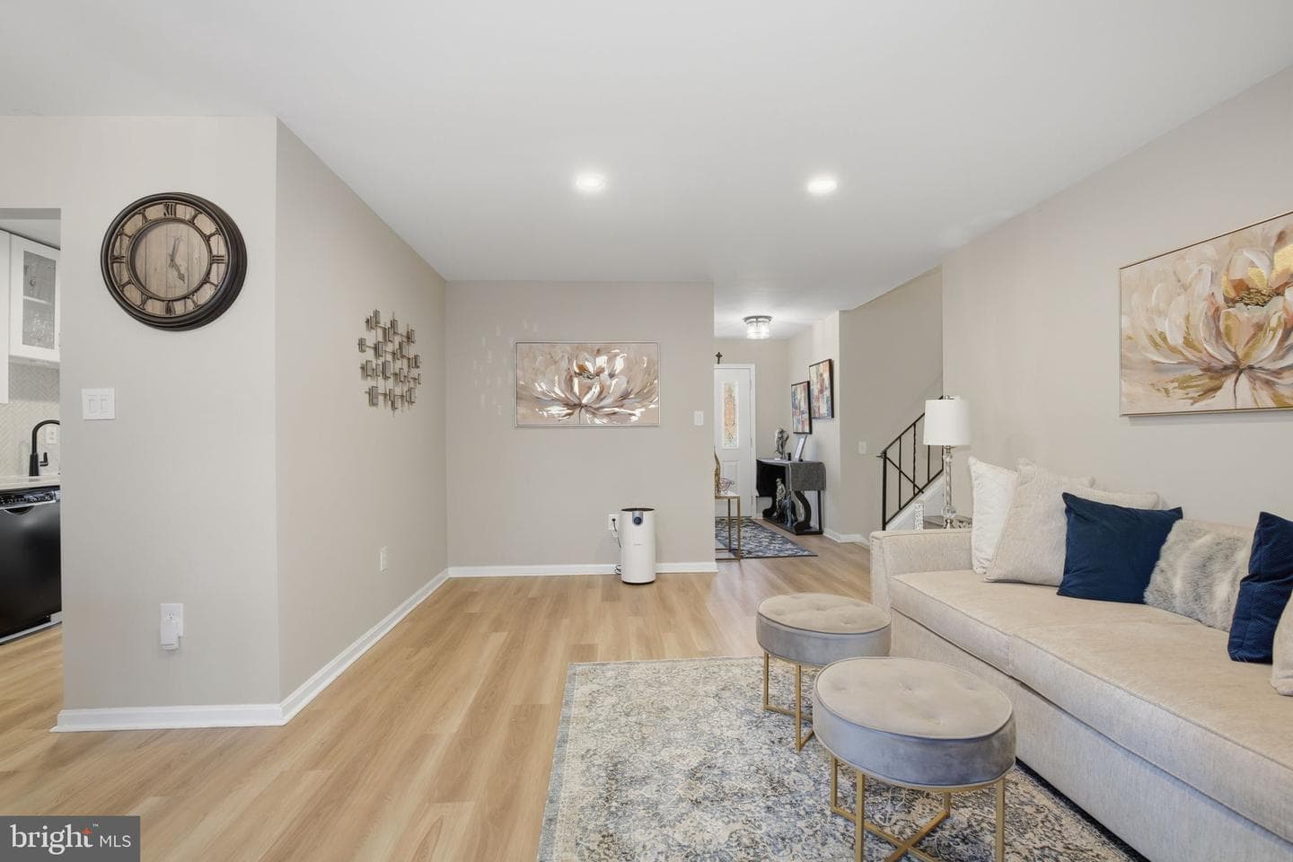6201 Goodman Road photo 29