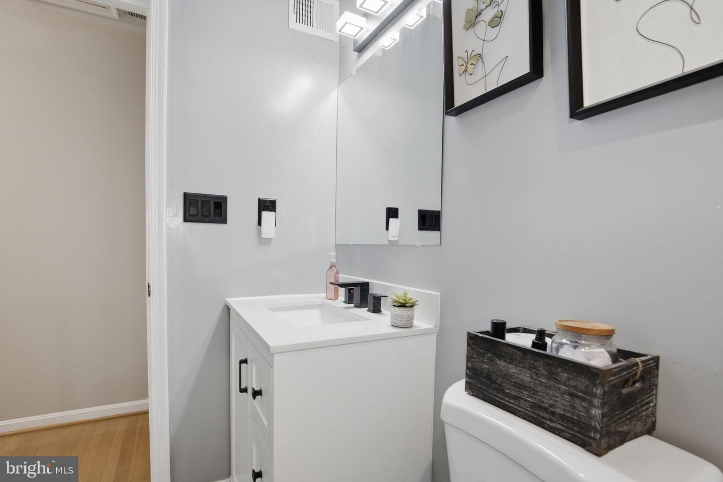6201 Goodman Road photo 56