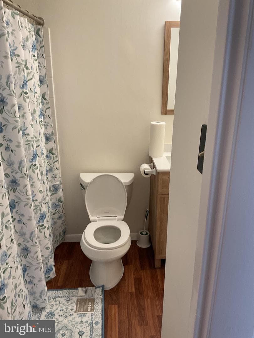 10810 Hollaway Drive photo 5