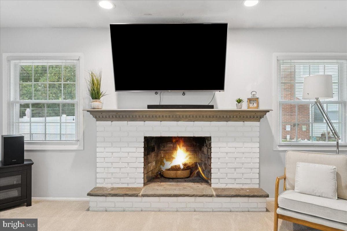 2217 Harwood Lane photo 3