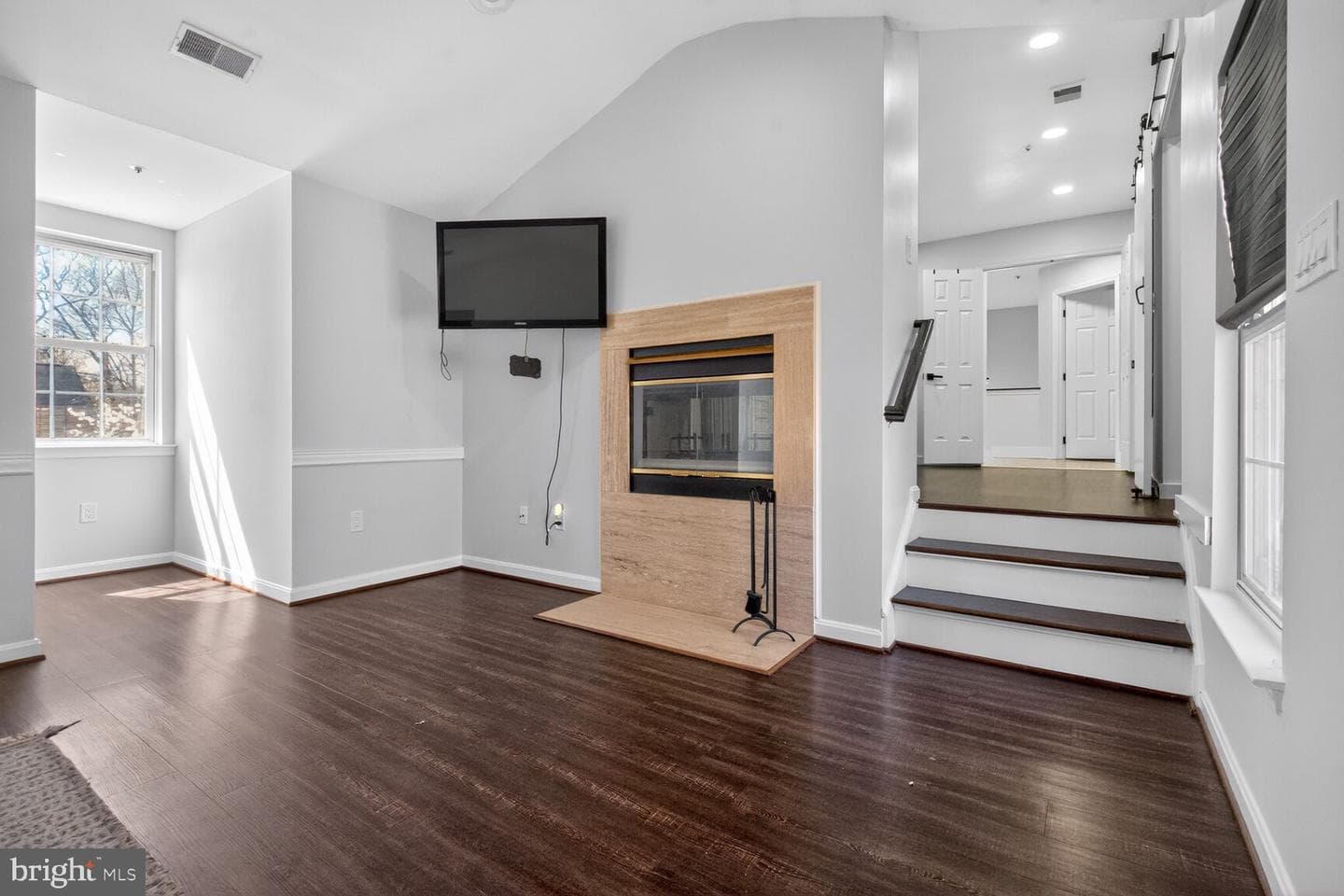 10706 Wynfield Court photo 14