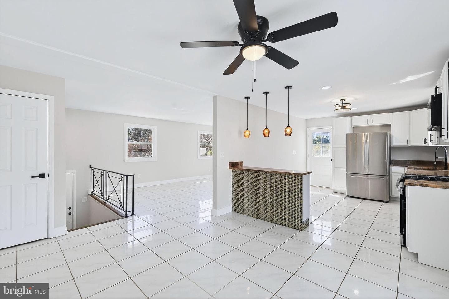 10908 Wharton Drive photo 5