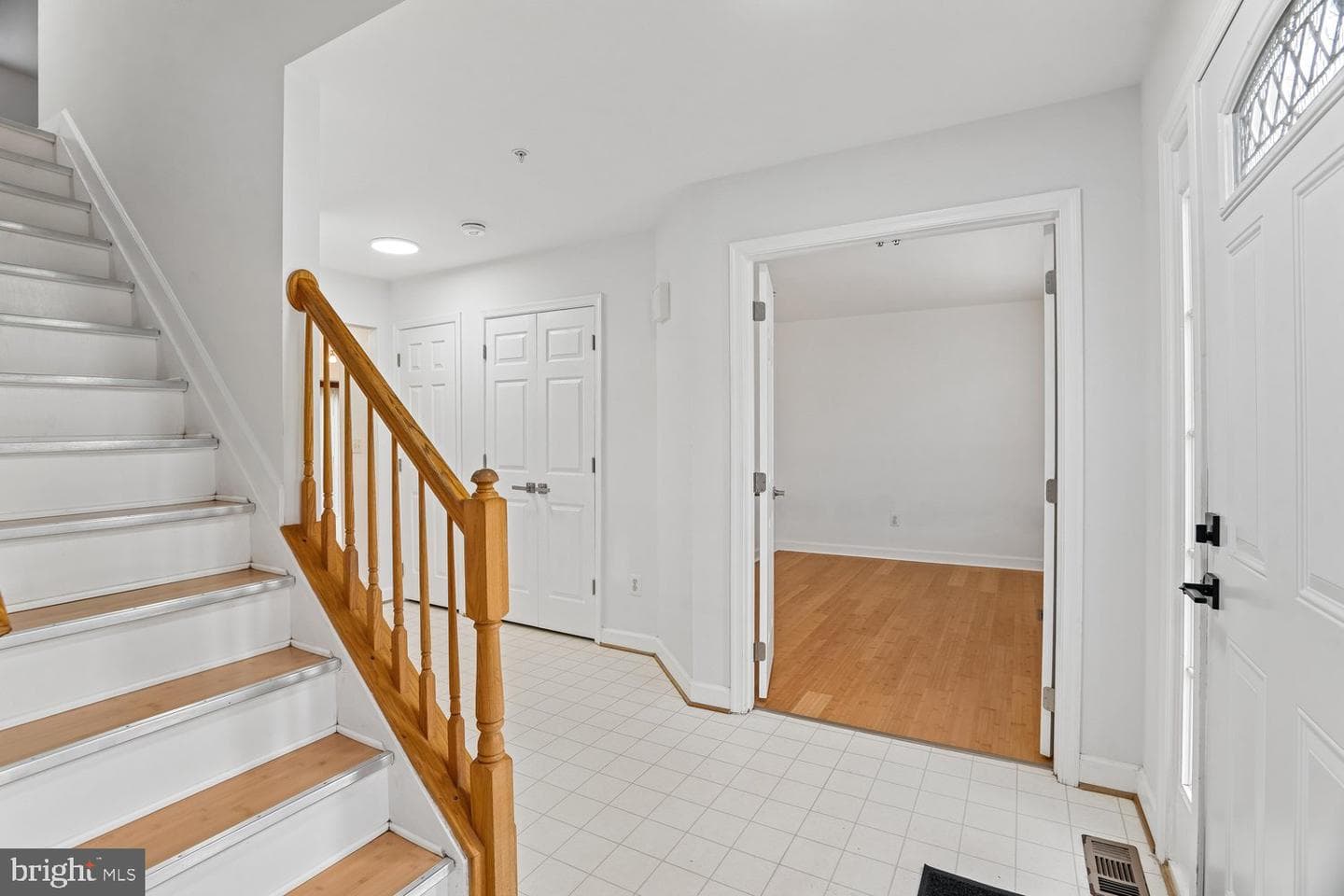 13313 Mockingbird Lane photo 9
