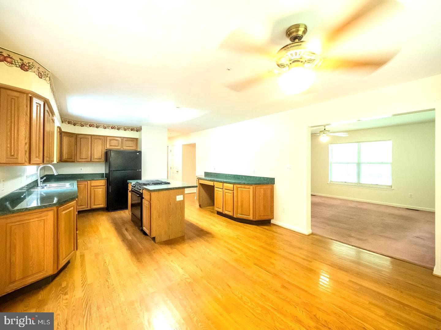7701 Croom Road photo 18
