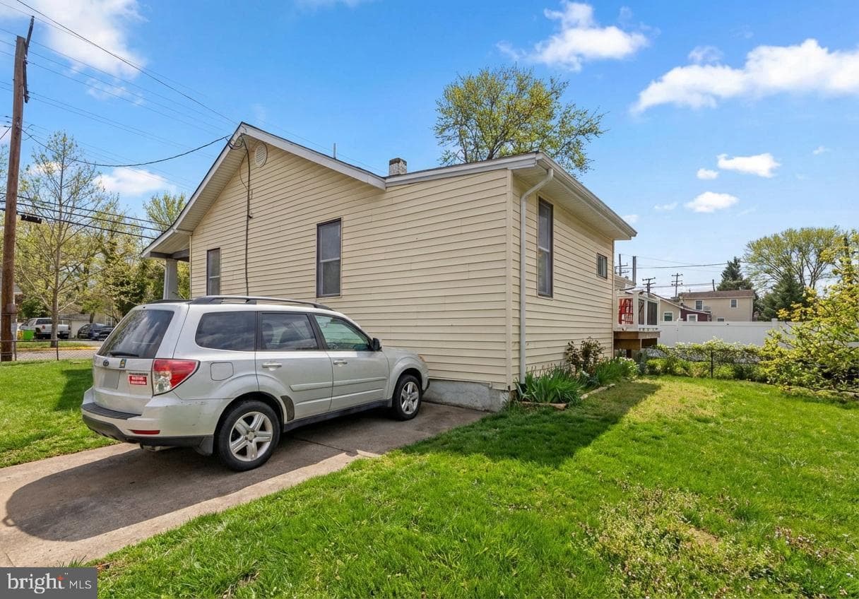 4801 Decatur Street photo 3