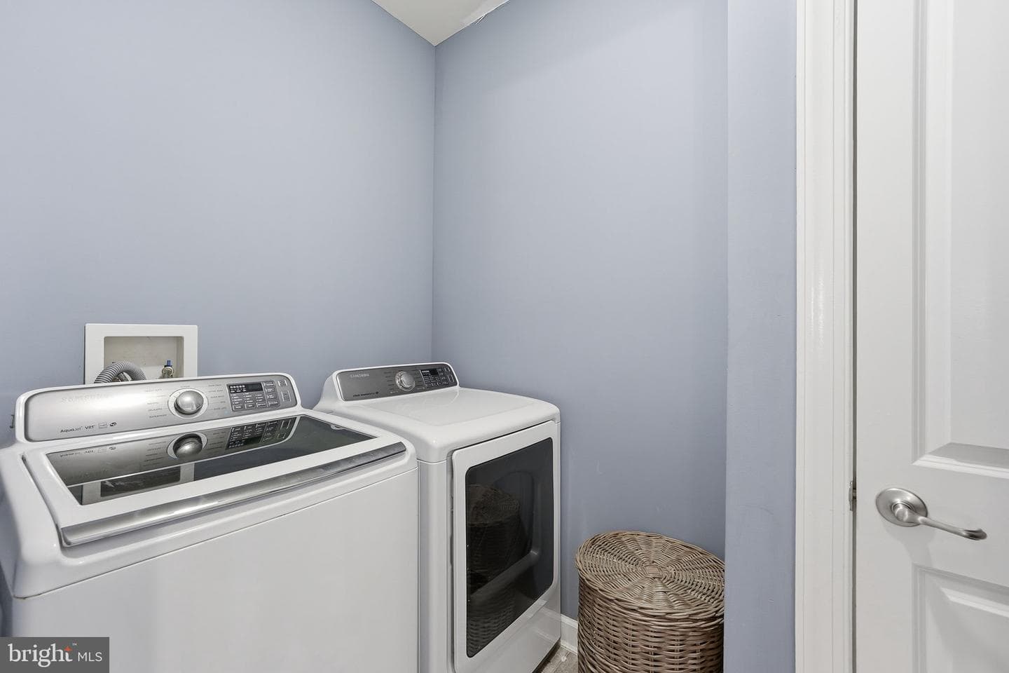 15304 Camberley Place photo 46