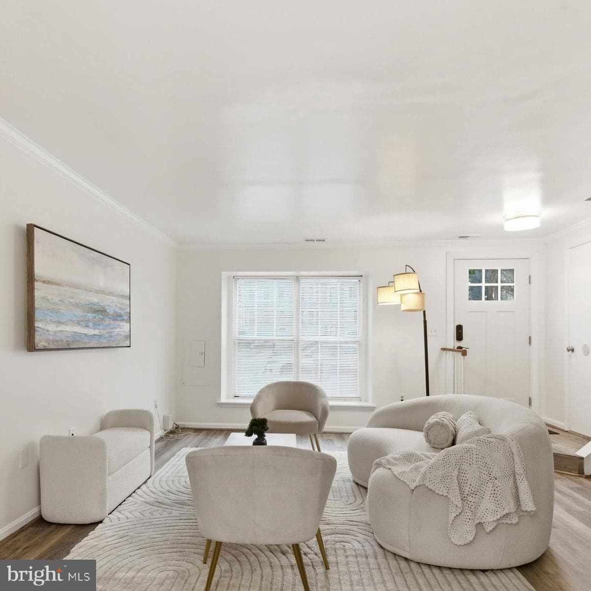 14606 London Lane photo 4