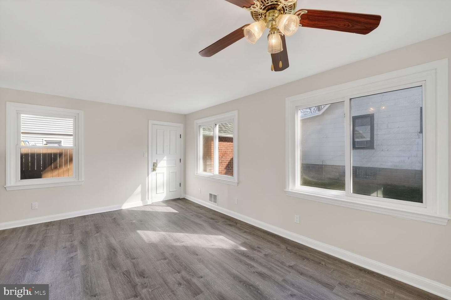 4901 Tuckerman Street photo 9