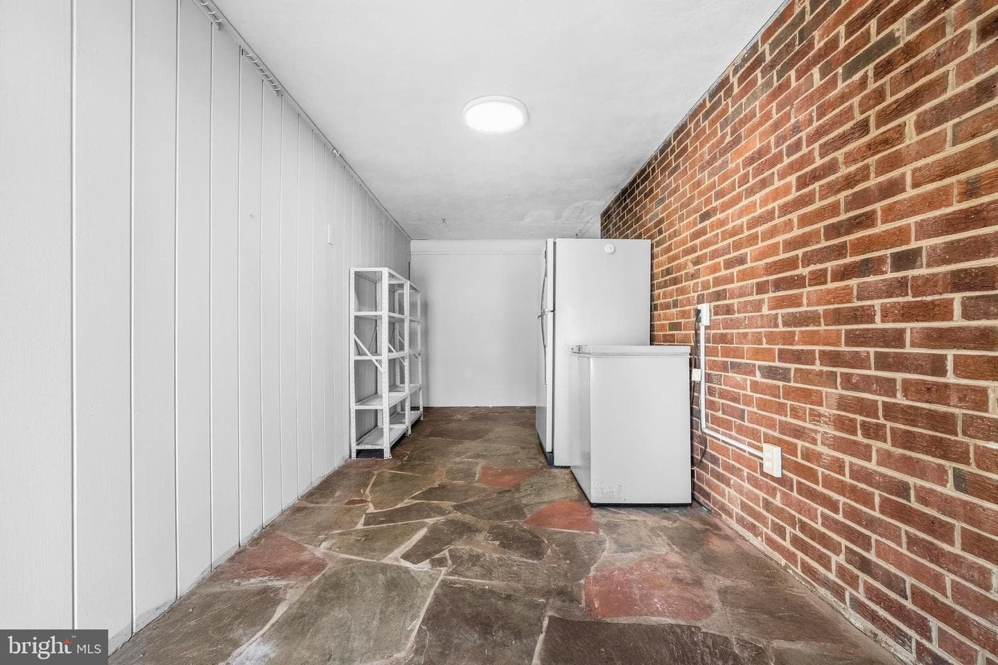 2502 Hughes Road photo 5