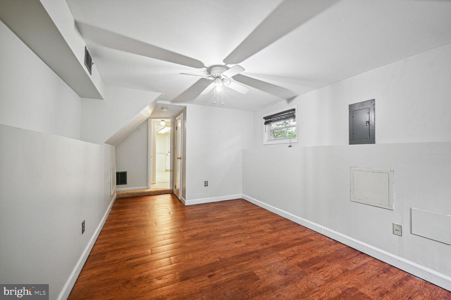 10020 51st Avenue photo 16