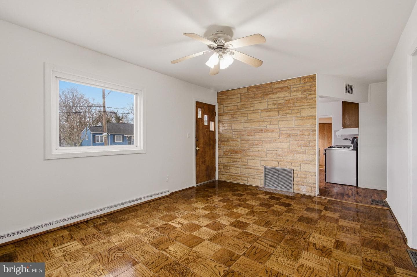 7726 Emerson Road photo 8