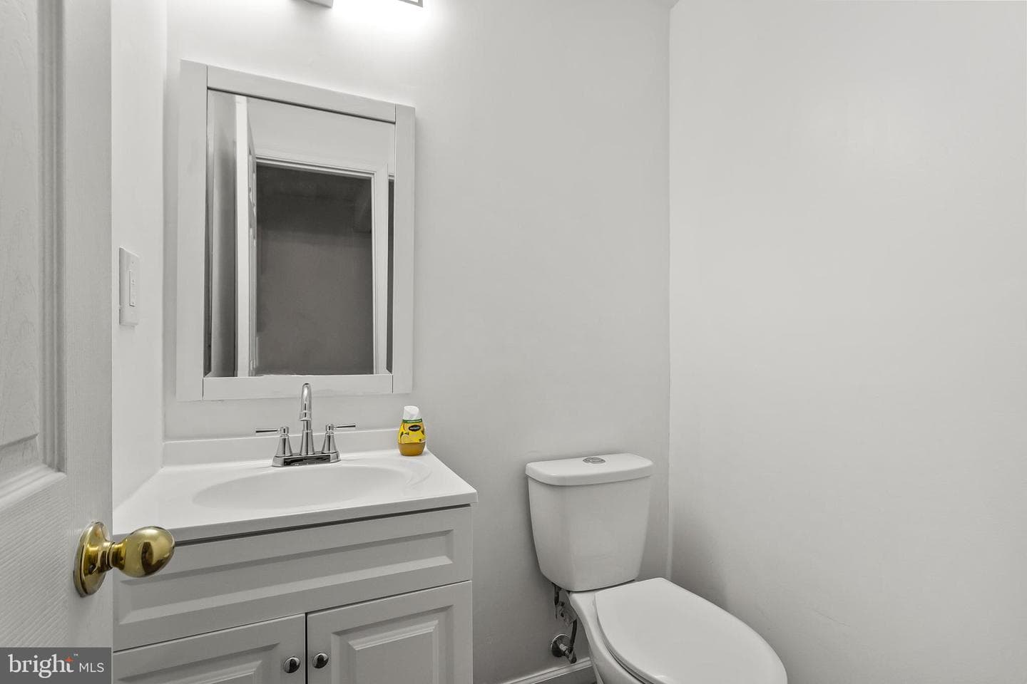 4930 Wealding Way photo 7