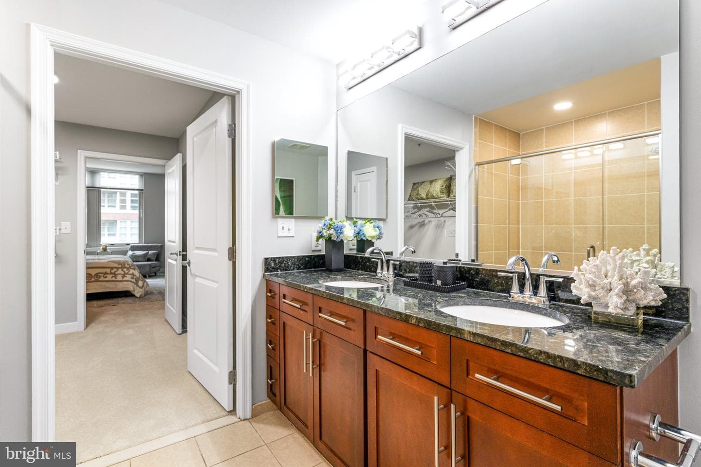 155 Potomac Passage #511 photo 29