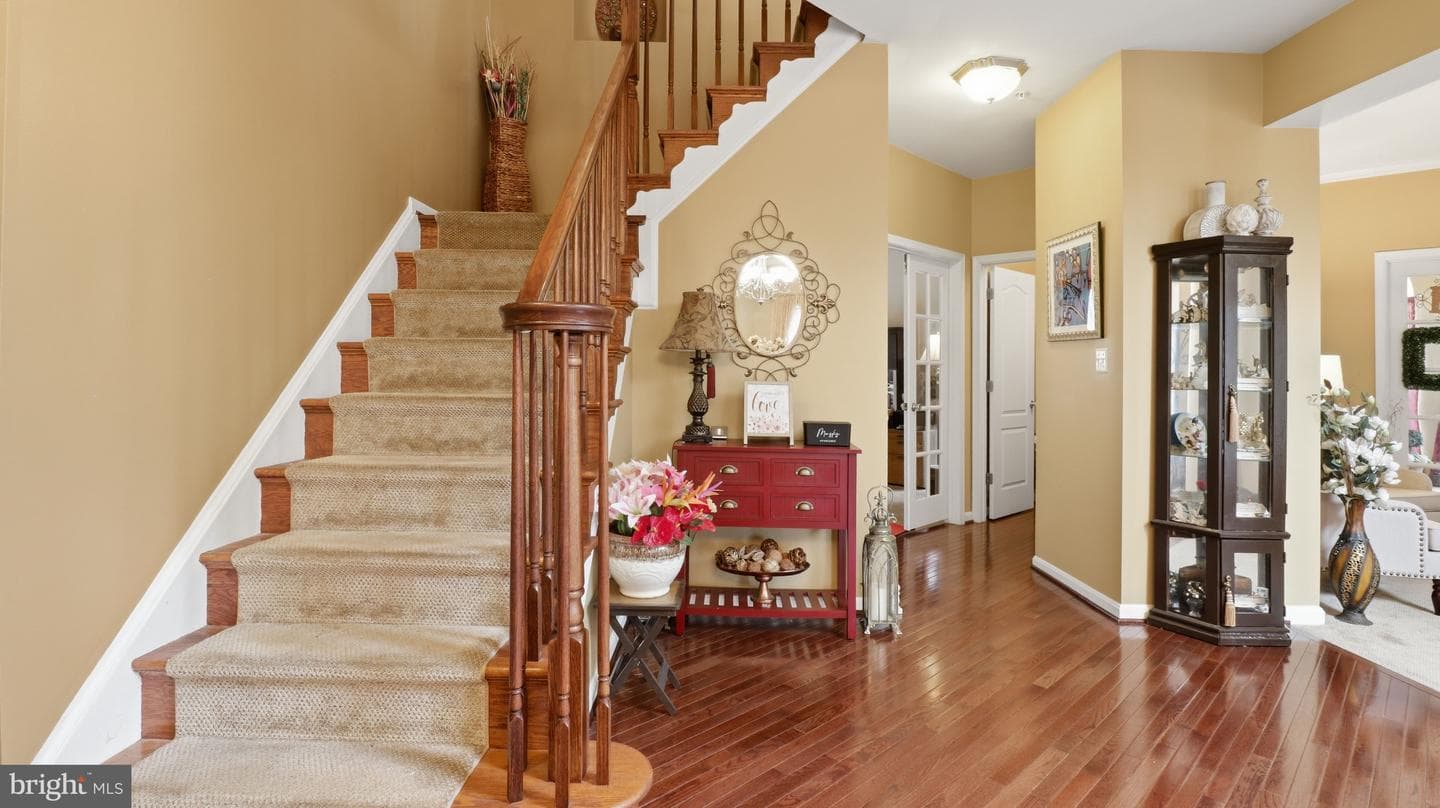 3003 Black Thorn Court photo 3