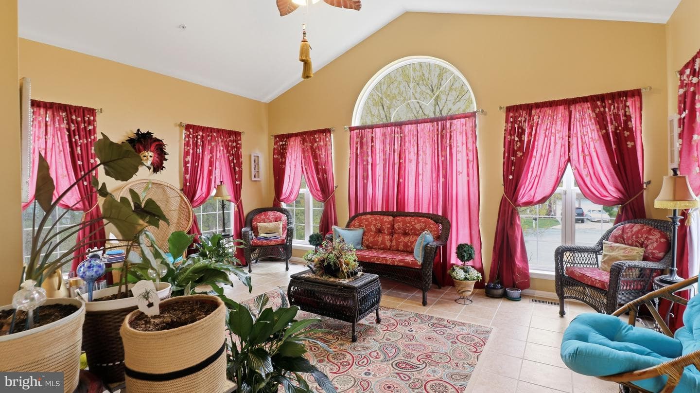 3003 Black Thorn Court photo 9