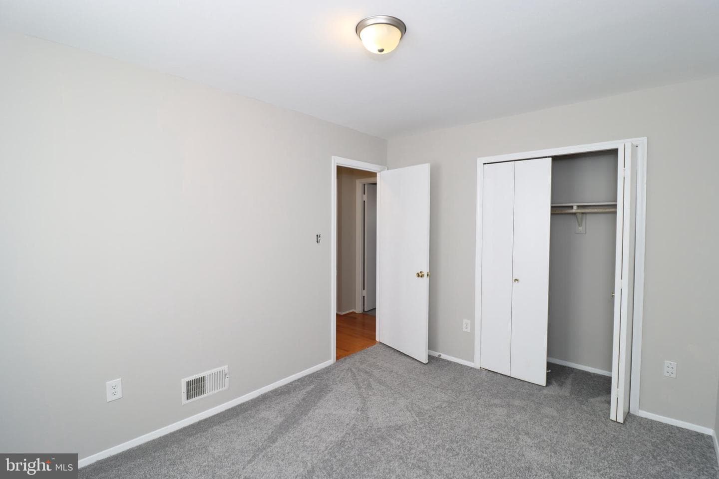 6502 Old Sandy Spring Road photo 17