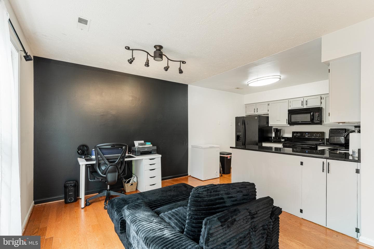 9093 Florin Way photo 8