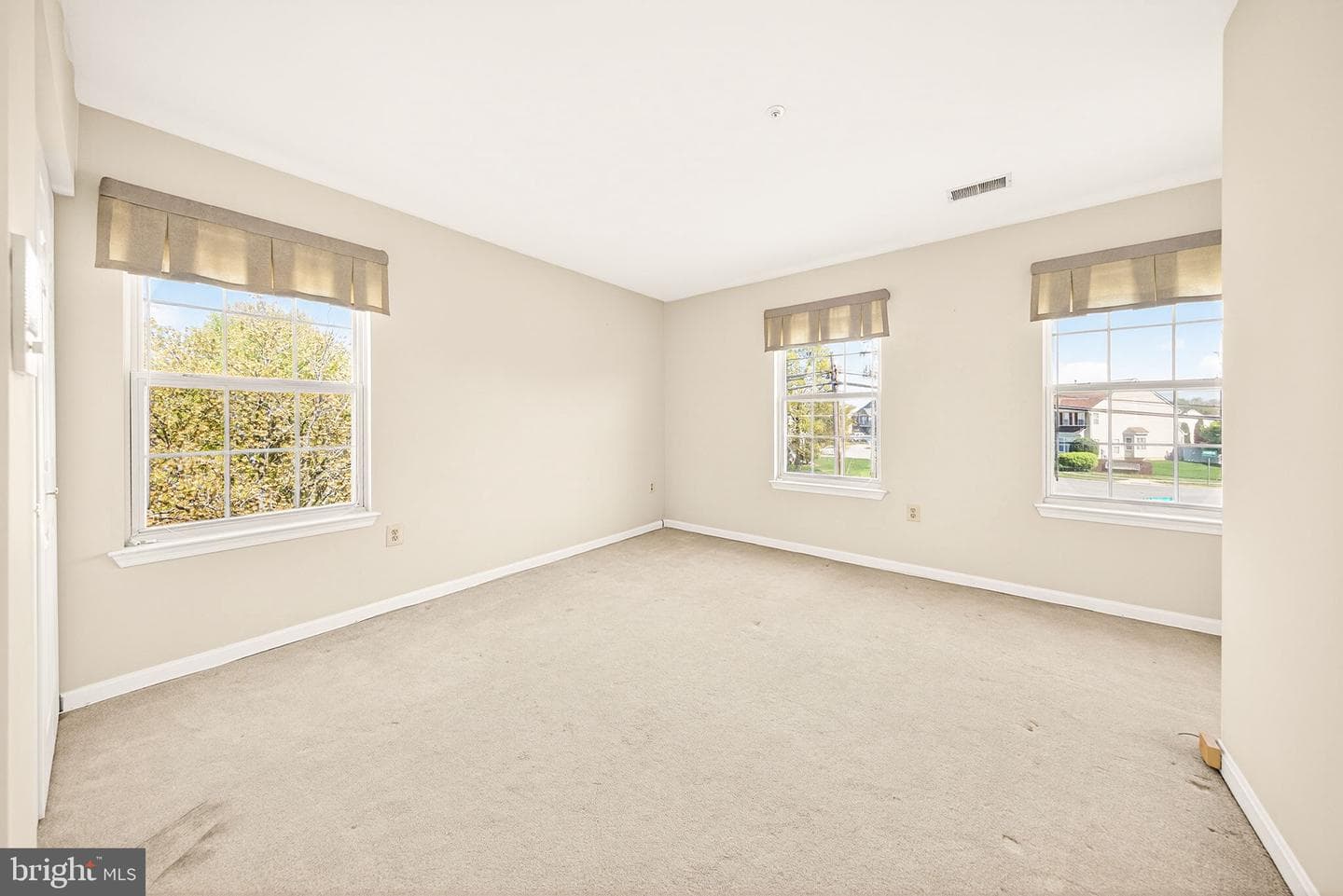 6008 Plata Street photo 27