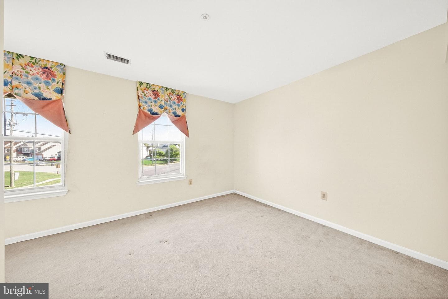 6008 Plata Street photo 32
