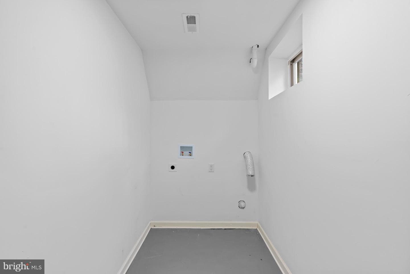 2402 Fairlawn Street photo 39