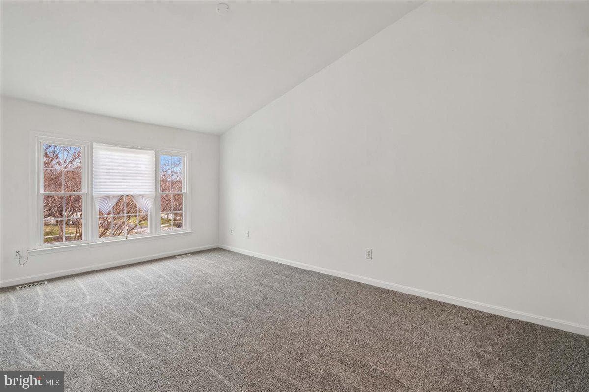 8010 Craddock Road photo 28