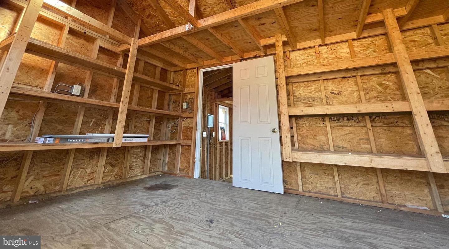 6107 Buckler Road photo 43