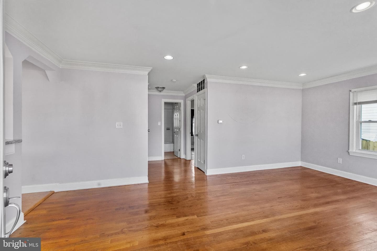 410 70th Street photo 4