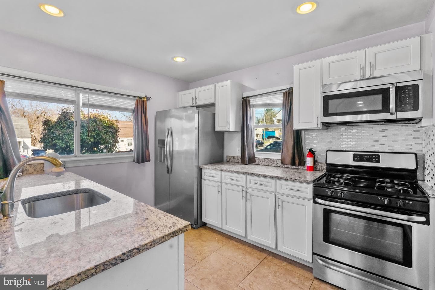 410 70th Street photo 5