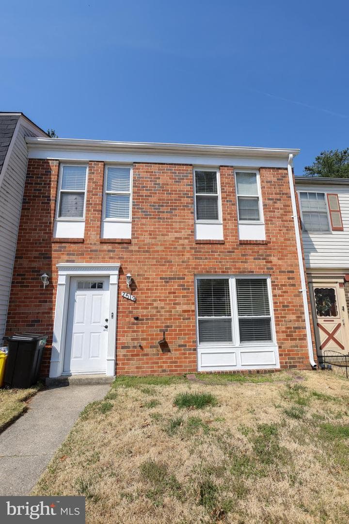 7512 Courtney Place